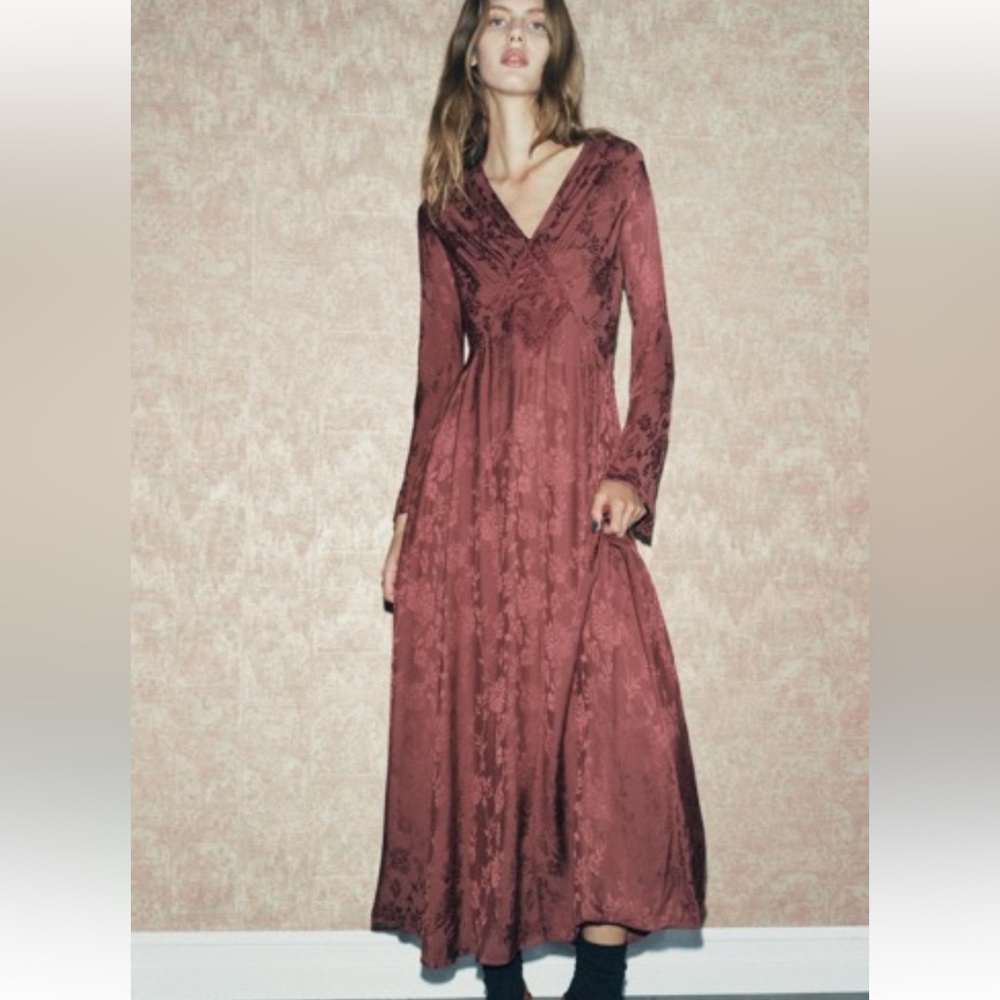 Elegant Zara Burgundy Long Sleeve Dress